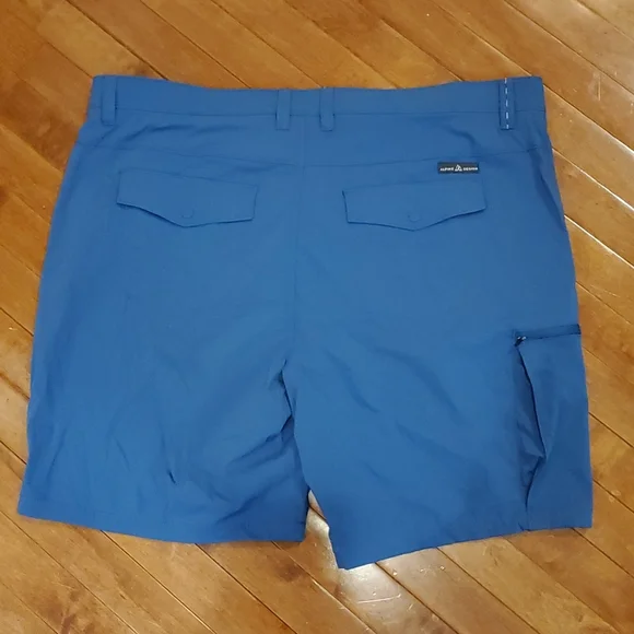Alpine Outdoor Shorts - Picture 4 of 8